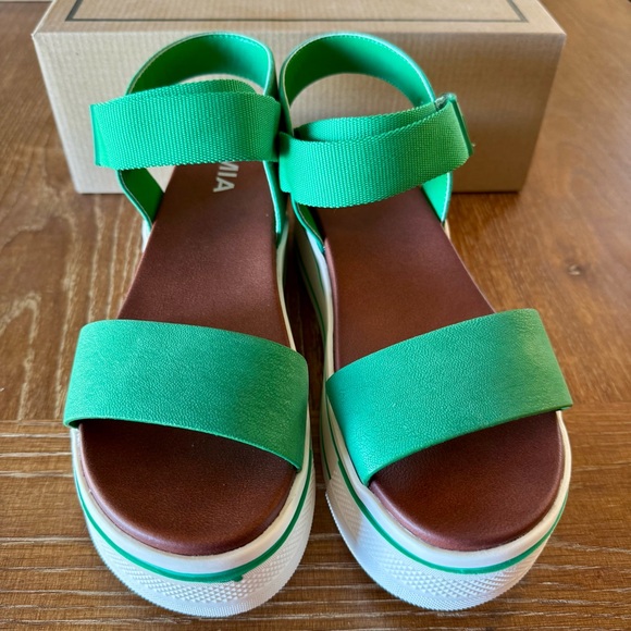 NIB Mia grass green Odelia flatform / wedge sandal 8M - Picture 6 of 12